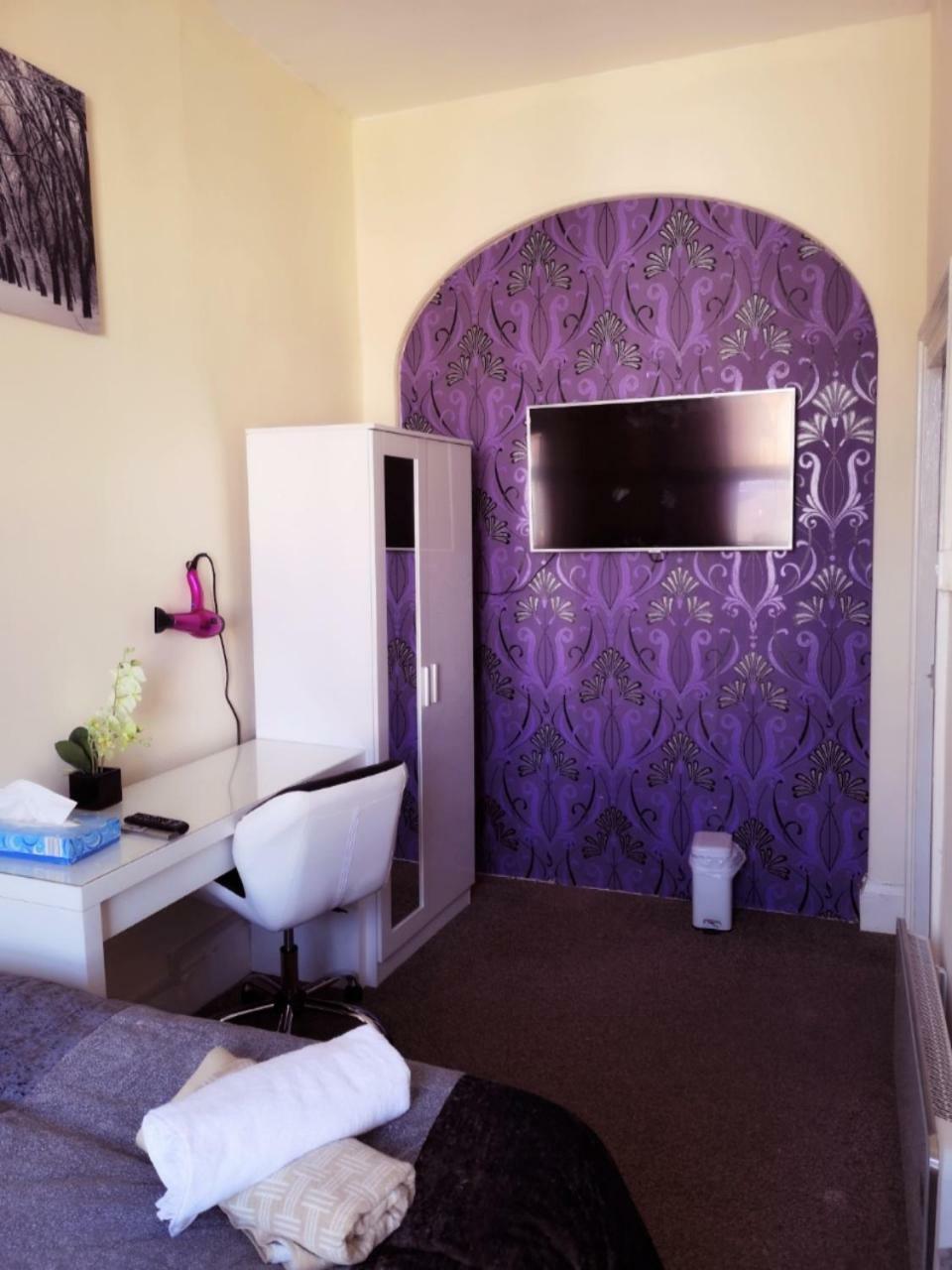Red Carpet Guesthouse Редінг Екстер'єр фото